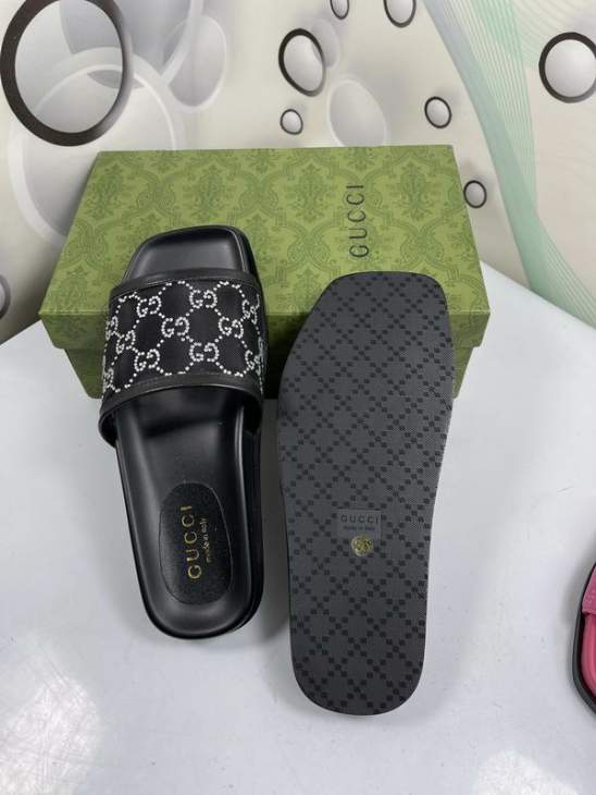 Picture of Gucci Slippers _SKUGuccisz35-42mnf02182123